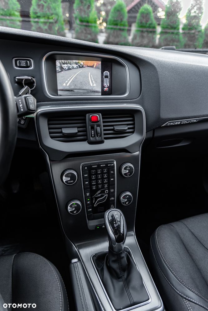 Volvo V40 Cross Country T4 AWD Geartronic - 39