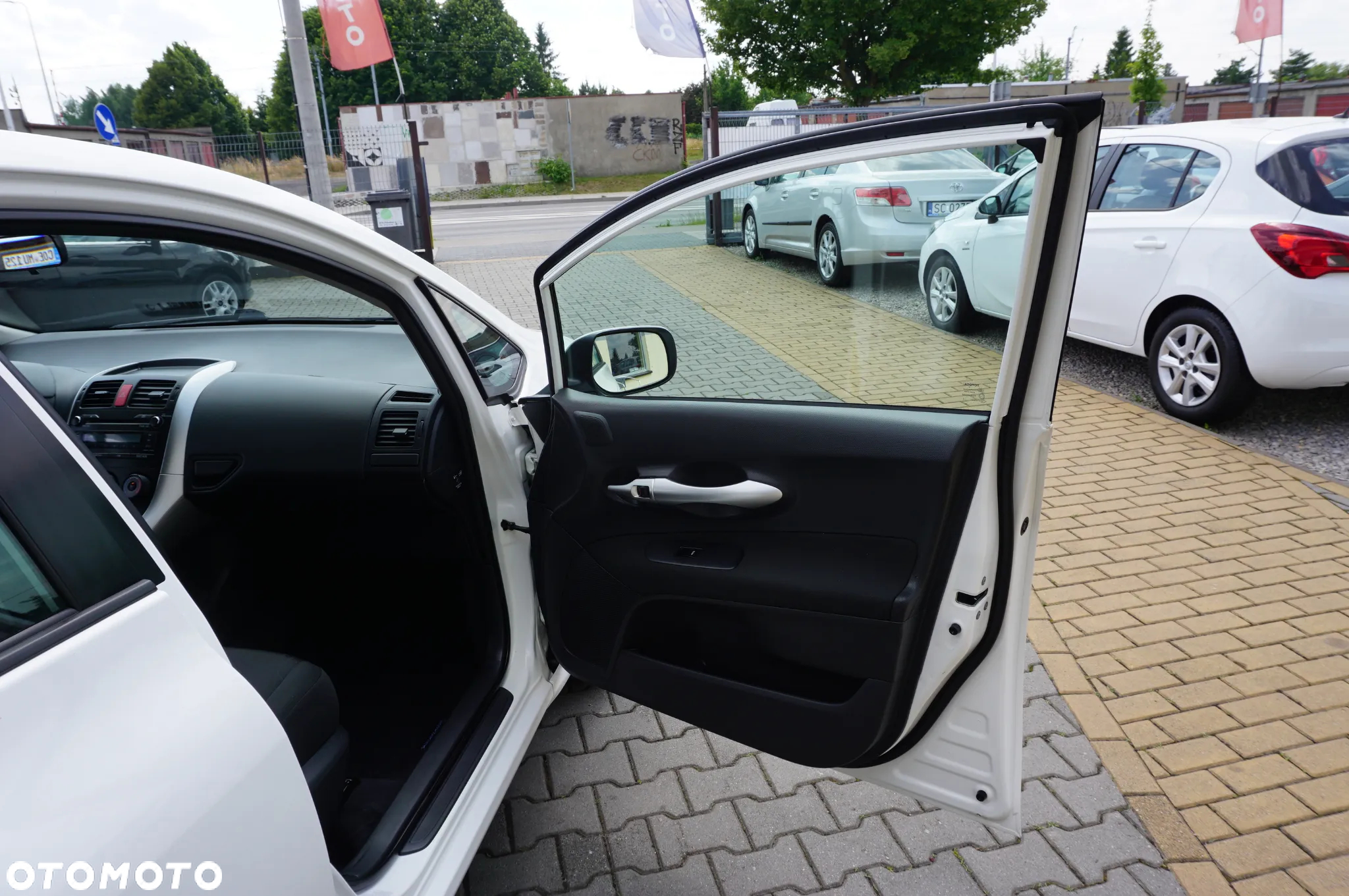 Toyota Auris 1.6 Comfort - 26