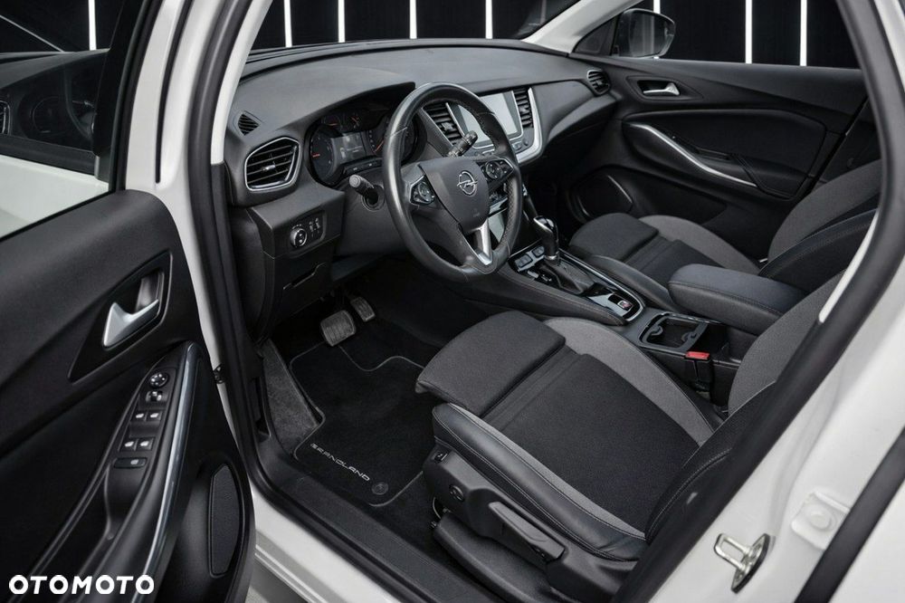 Opel Grandland X - 11
