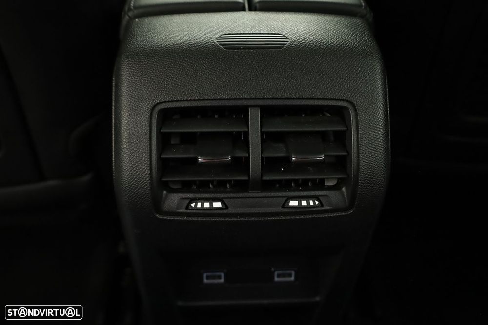 DS DS4 4 1.2 PureTech Performance Line EAT8 - 23