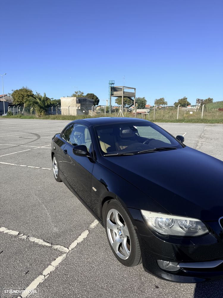 BMW 320 d Cabrio Exclusive - 2