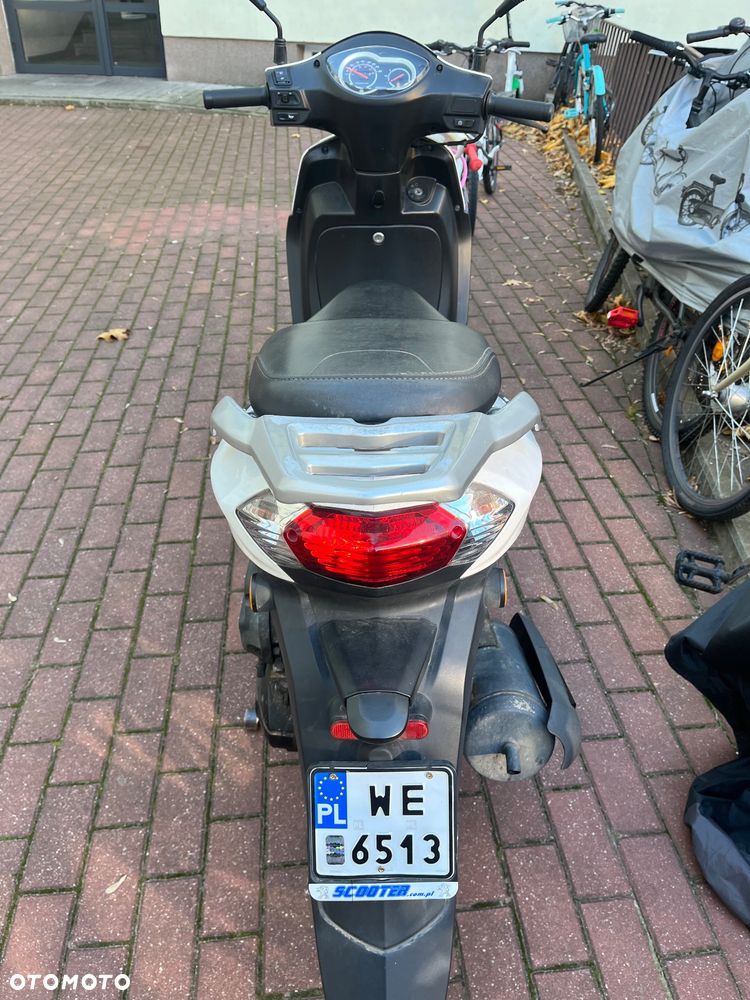 Peugeot Tweet - 5