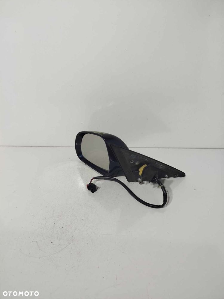 LUSTERKO LEWE PRZEDNIE AUDI A4 B7 04-08 LZ5A 6 PIN - 3