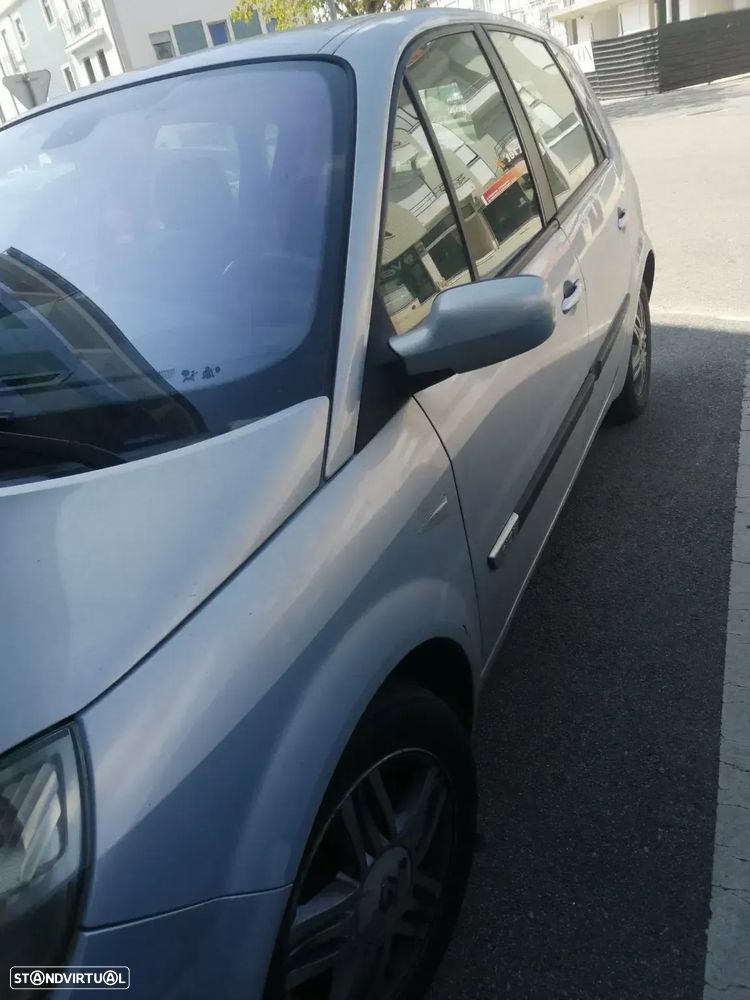 Renault Scénic - 4