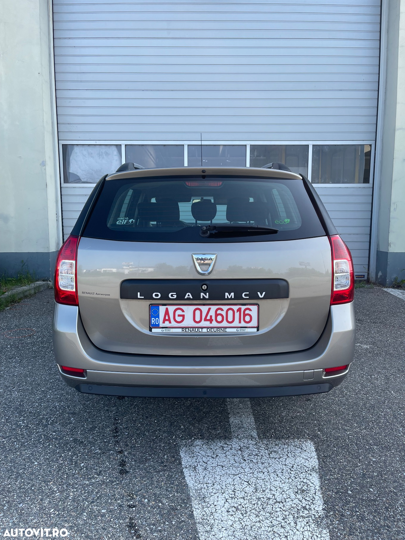Dacia Logan 0.9 90CP Ambiance - 10