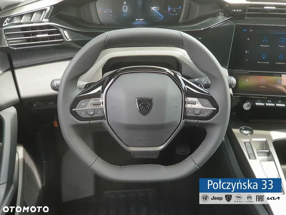 Peugeot 408 - 25