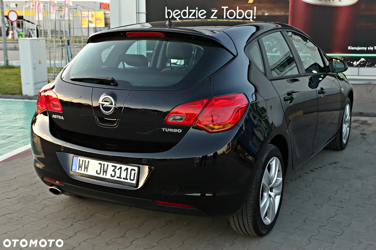 Opel Astra - 16