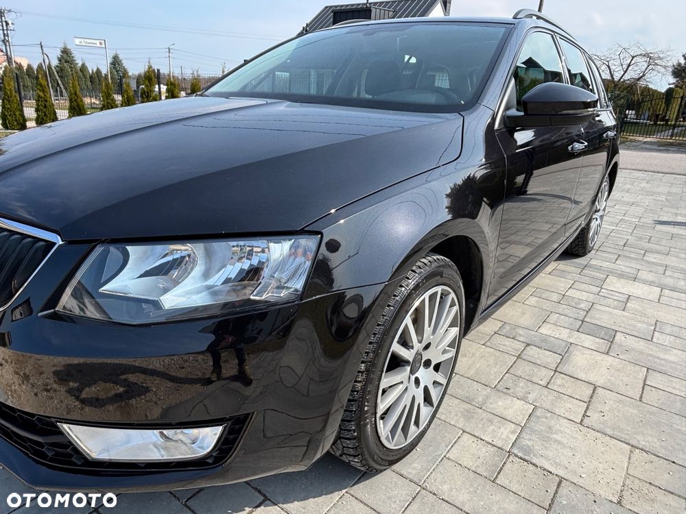 Skoda Octavia 2.0 TDI Edition DSG - 12