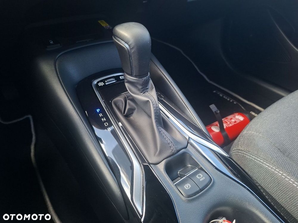 Toyota Corolla 1.8 Hybrid Comfort - 27
