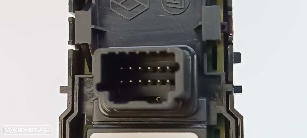 CONTROLADOR DE VISÃO TRASEIRA RENAULT ZOE - 3