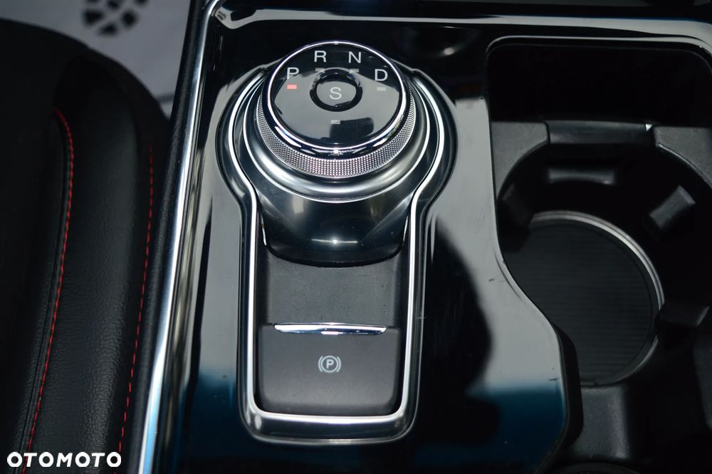 Ford Edge 2.0 EcoBlue Bi-Turbo 4x4 ST-LINE - 31