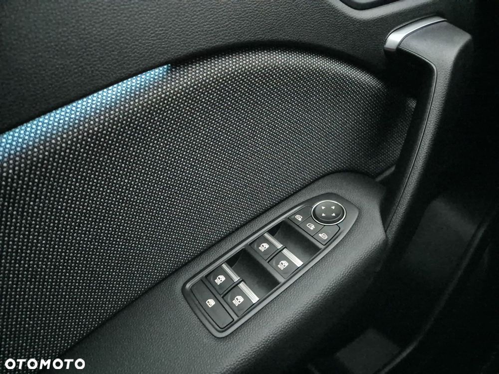 Renault Captur - 17