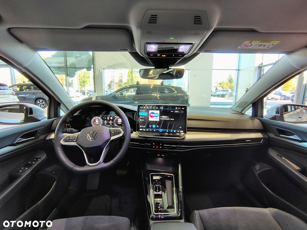 Volkswagen Golf - 26