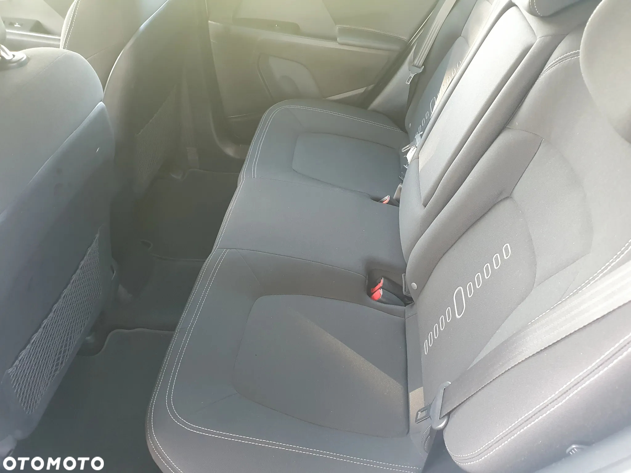 Kia Sportage 1.6 GDI Business Line 2WD - 35