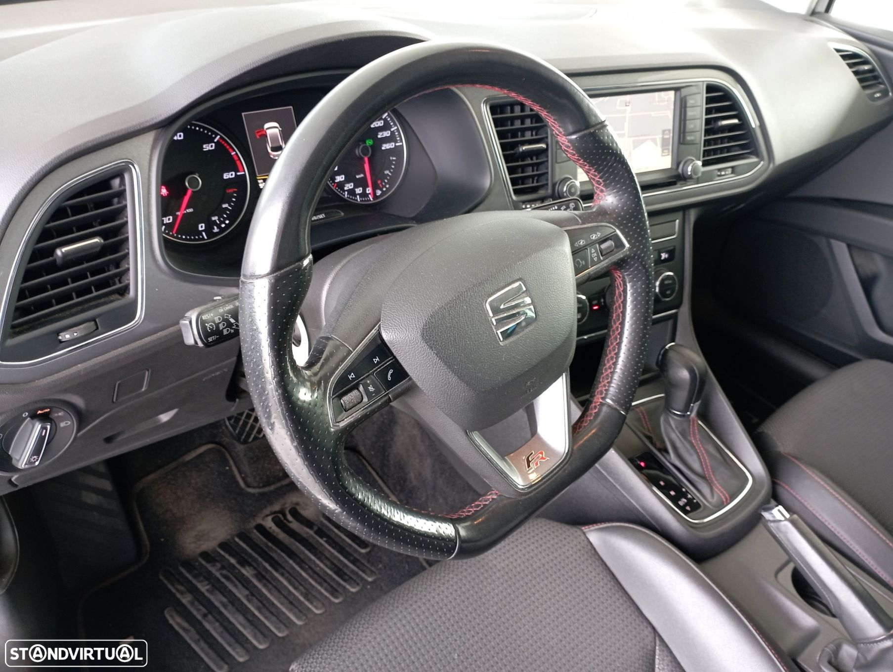 SEAT Leon ST 2.0 TDI FR DSG S/S - 17