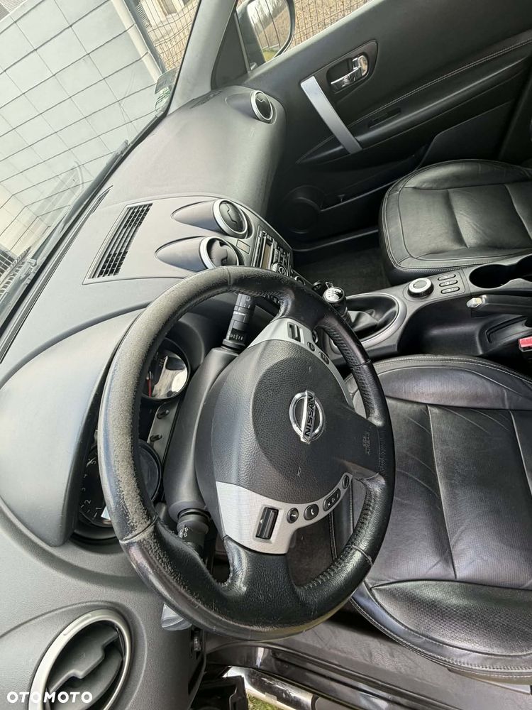 Nissan Qashqai 2.0 4x4 Tekna Premium - 11