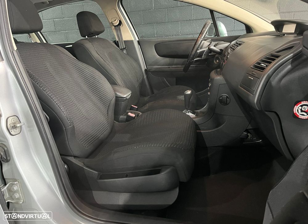 Citroën C4 1.6 HDi Exclusive Airdream - 11