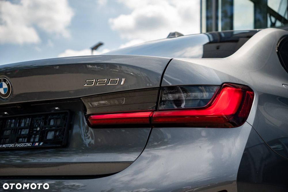 BMW Seria 3 - 8