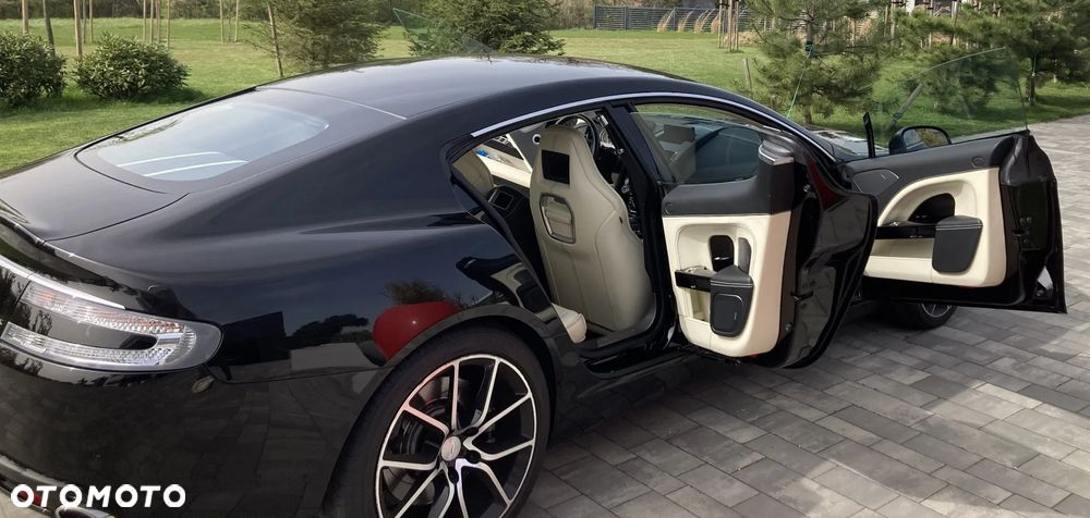 Aston Martin Rapide S - 14