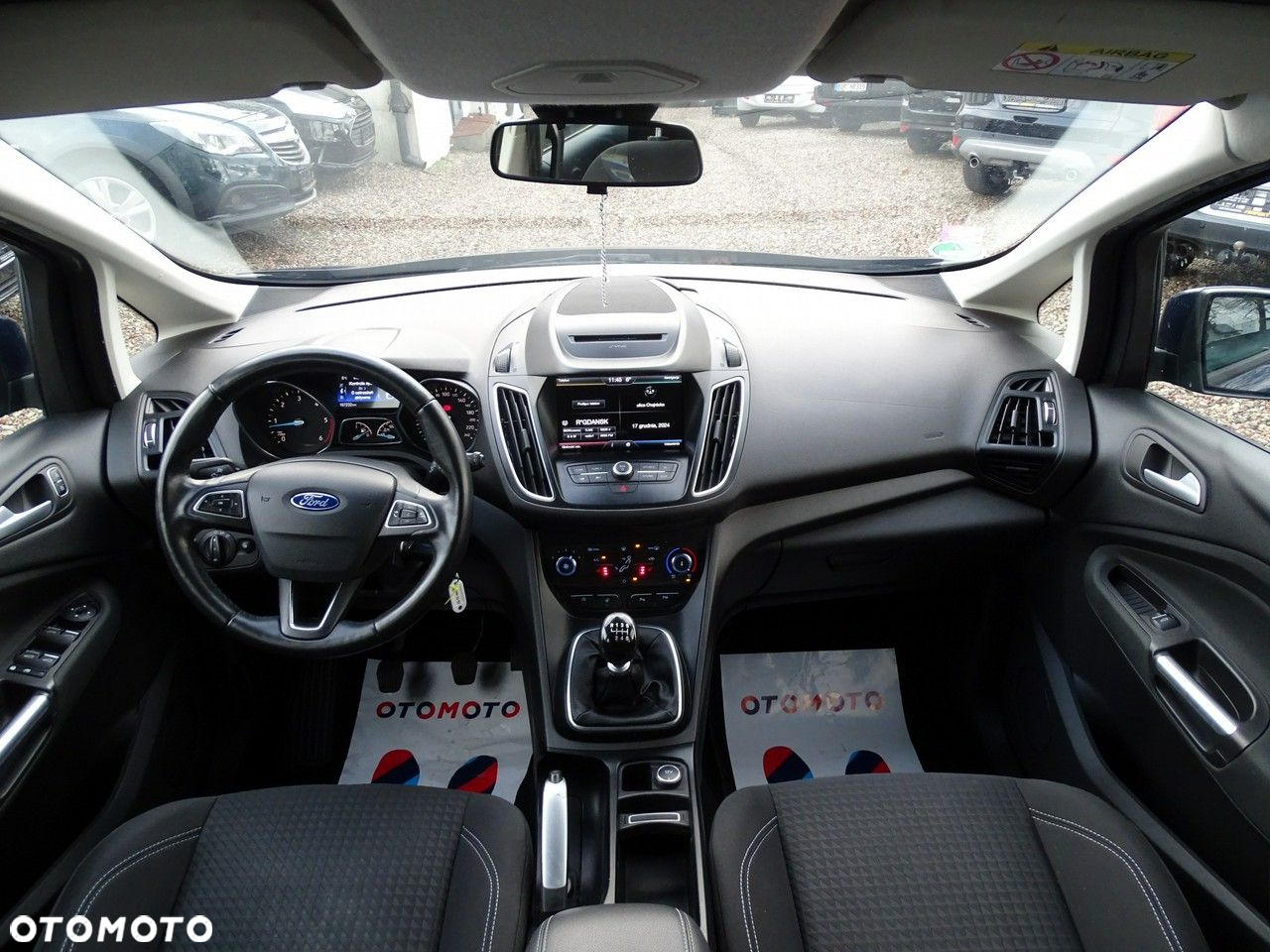 Ford Grand C-MAX - 16