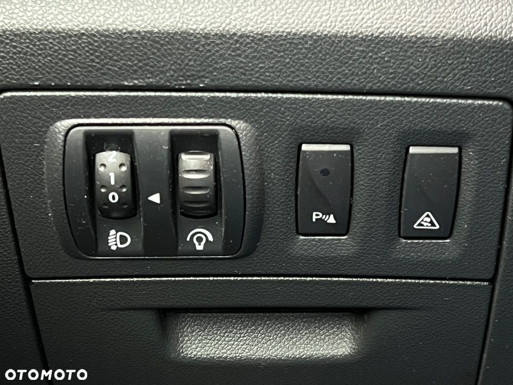 Renault Laguna 2.0 dCi Expression ESM - 17