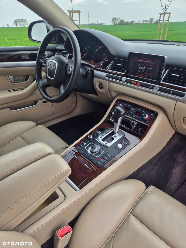 Audi A8 4.2 Quattro Langversion - 16