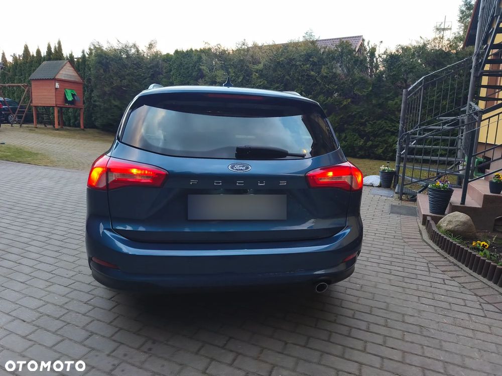 Ford Focus 1.0 EcoBoost Start-Stopp-System TITANIUM STYLE - 6