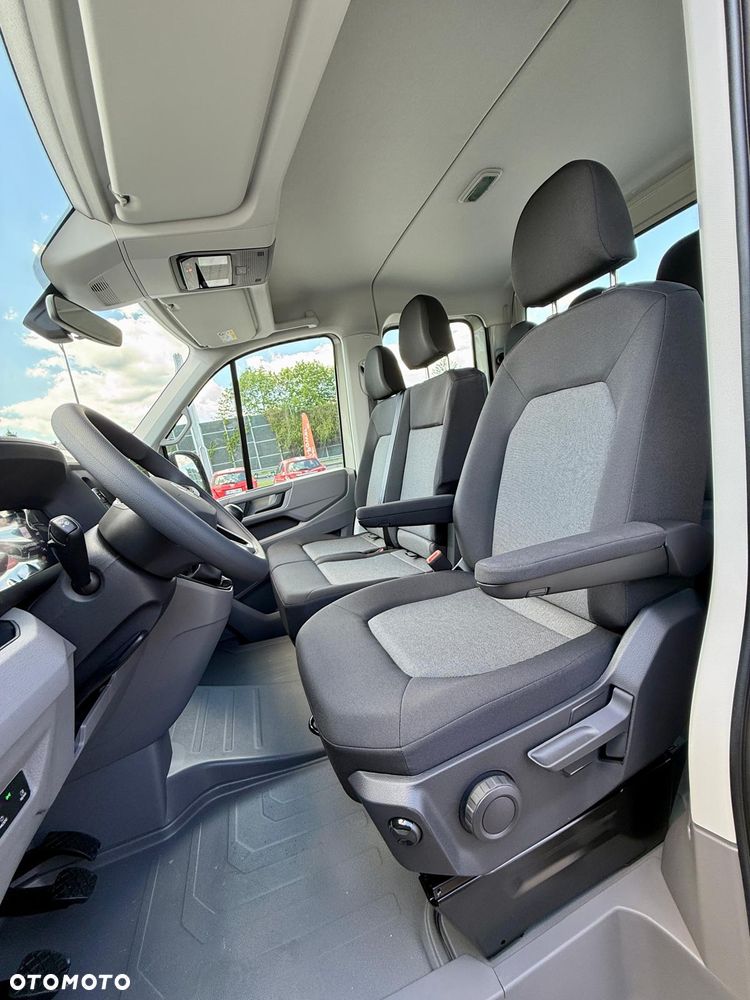 Volkswagen Crafter - 13