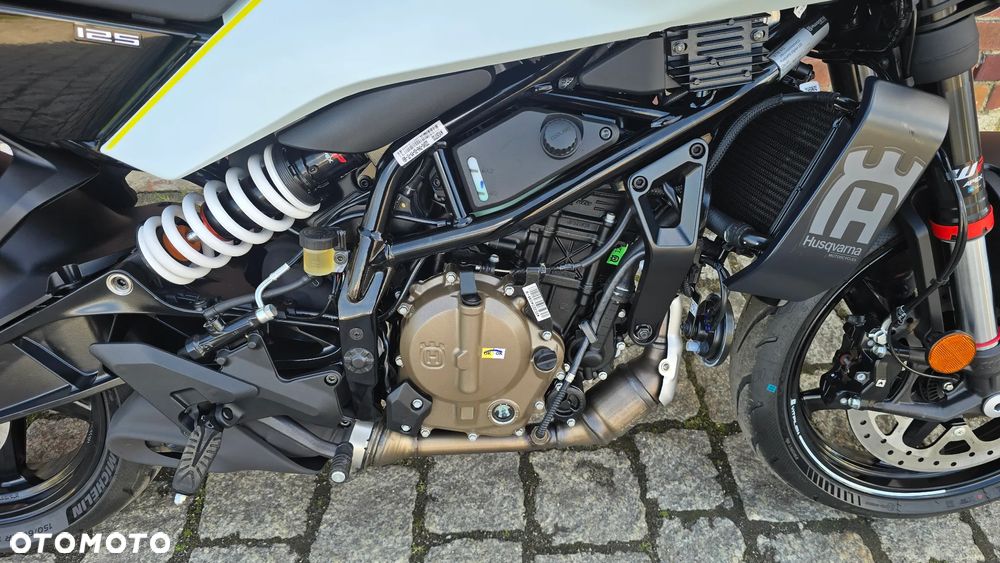 Husqvarna Vitpilen - 22