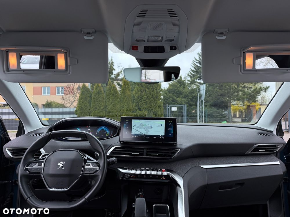 Peugeot 3008 1.6 PureTech HYbrid Allure S&S EAT8 - 17