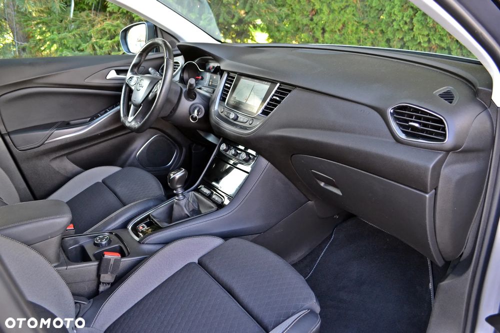 Opel Grandland X 1.2 Start/Stop 120 Jahre - 14