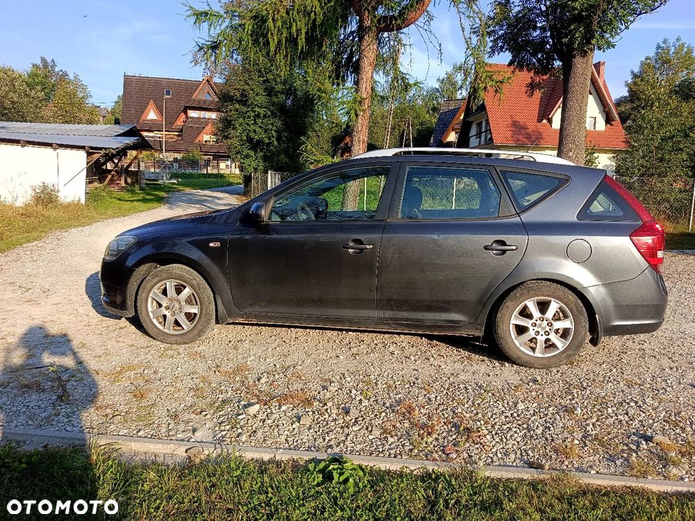 Kia Ceed Cee'd 1.4 Comfort - 4