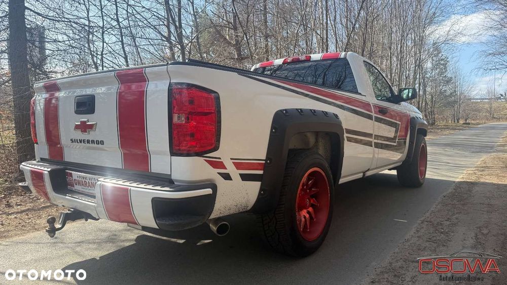 Chevrolet Silverado - 25
