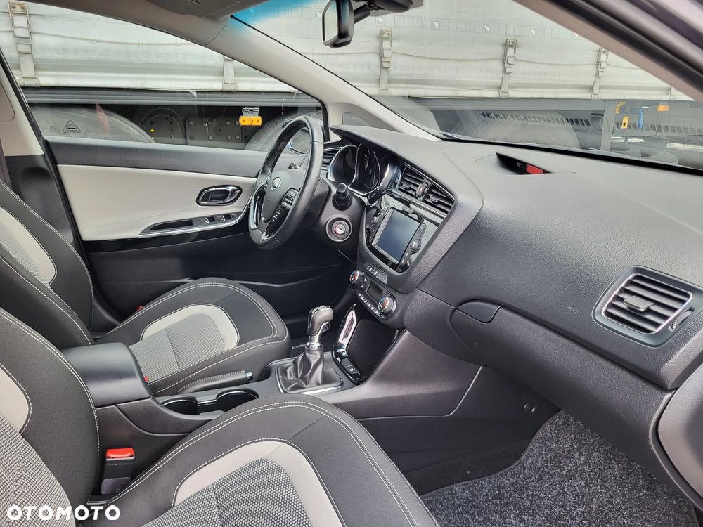 Kia Ceed 1.4 L Business Line - 30