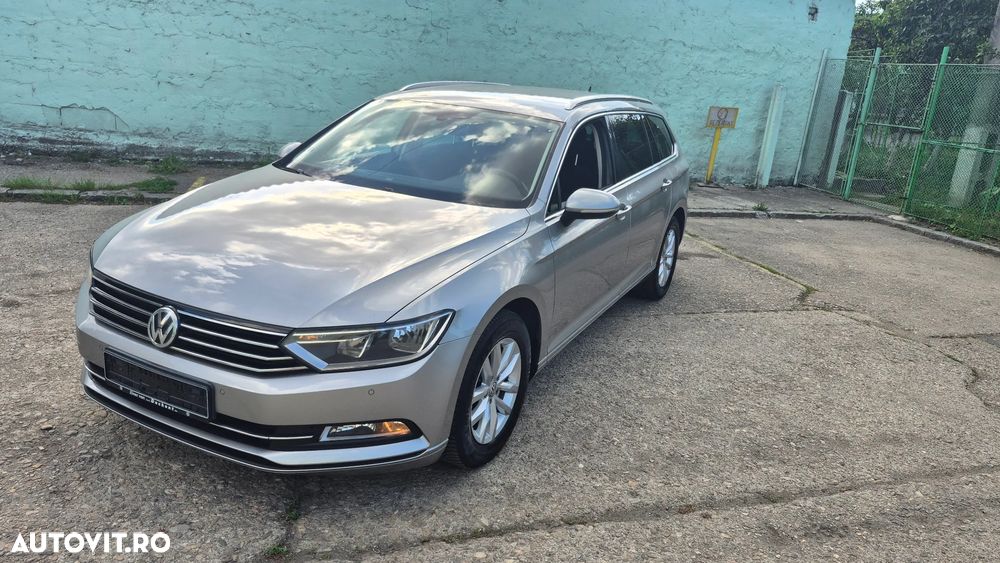 Volkswagen Passat 2.0 TDI SCR (BlueMotion Technology) Comfortline - 15