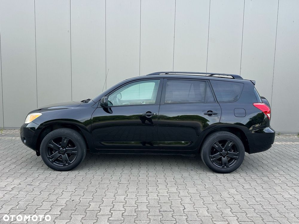 Toyota RAV4 - 11