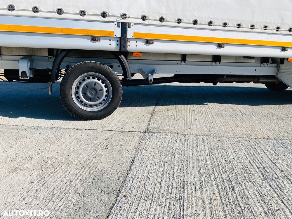 Mercedes-Benz 316 - 10