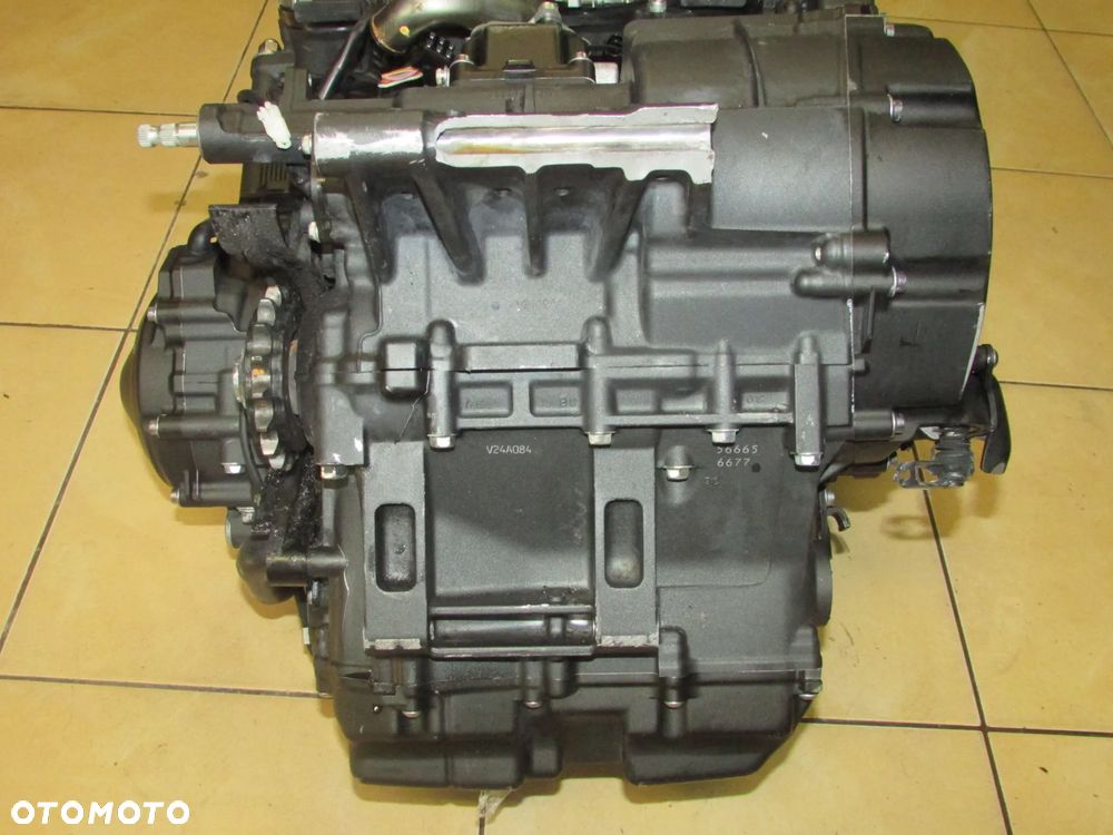 Yamaha YZF R1 RN22 09-14 Big Bang silnik engine 14tys - 6