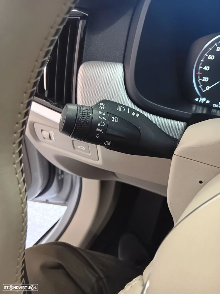 Volvo V90 2.0 D4 Inscription Geartronic - 16