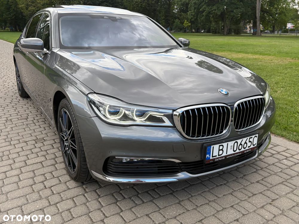 BMW Seria 7 740Le iPerformance - 14