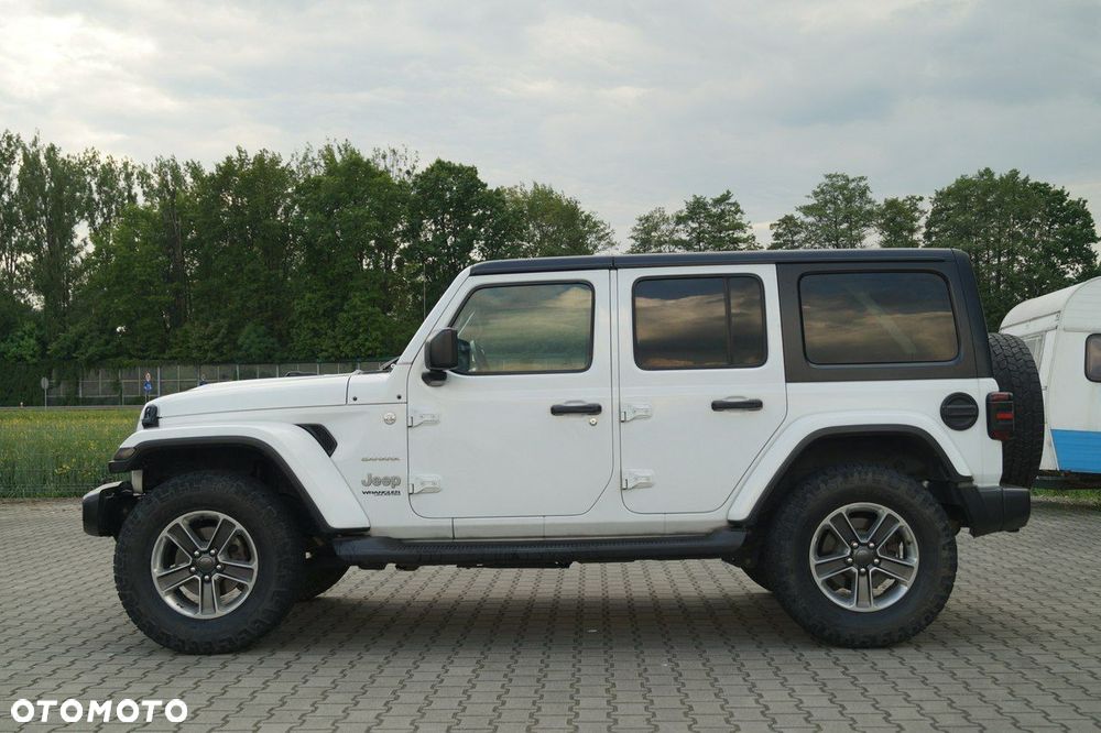 Jeep Wrangler - 4