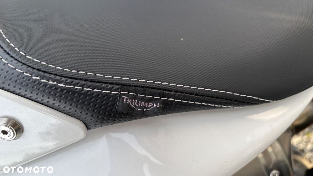 Triumph Speed Triple - 11