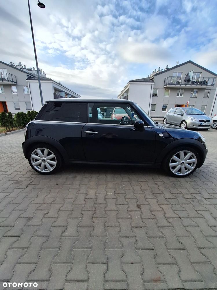 MINI ONE - 4