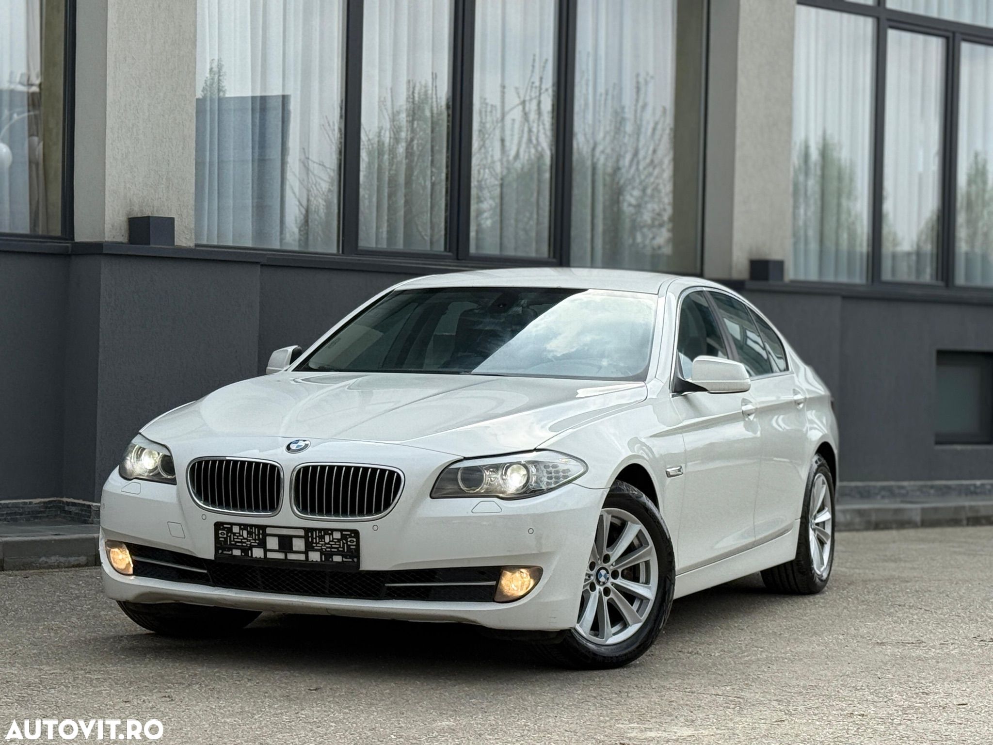 BMW Seria 5 - 1
