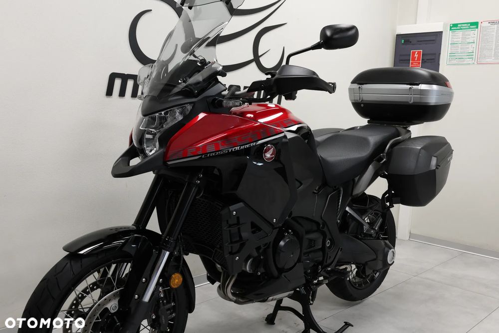 Honda VFR - 13