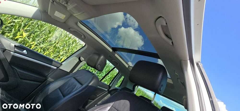 Volkswagen Tiguan - 10