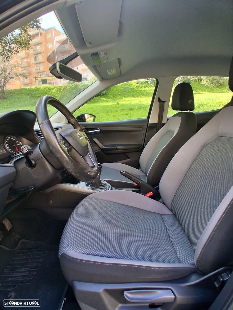 SEAT Arona - 16