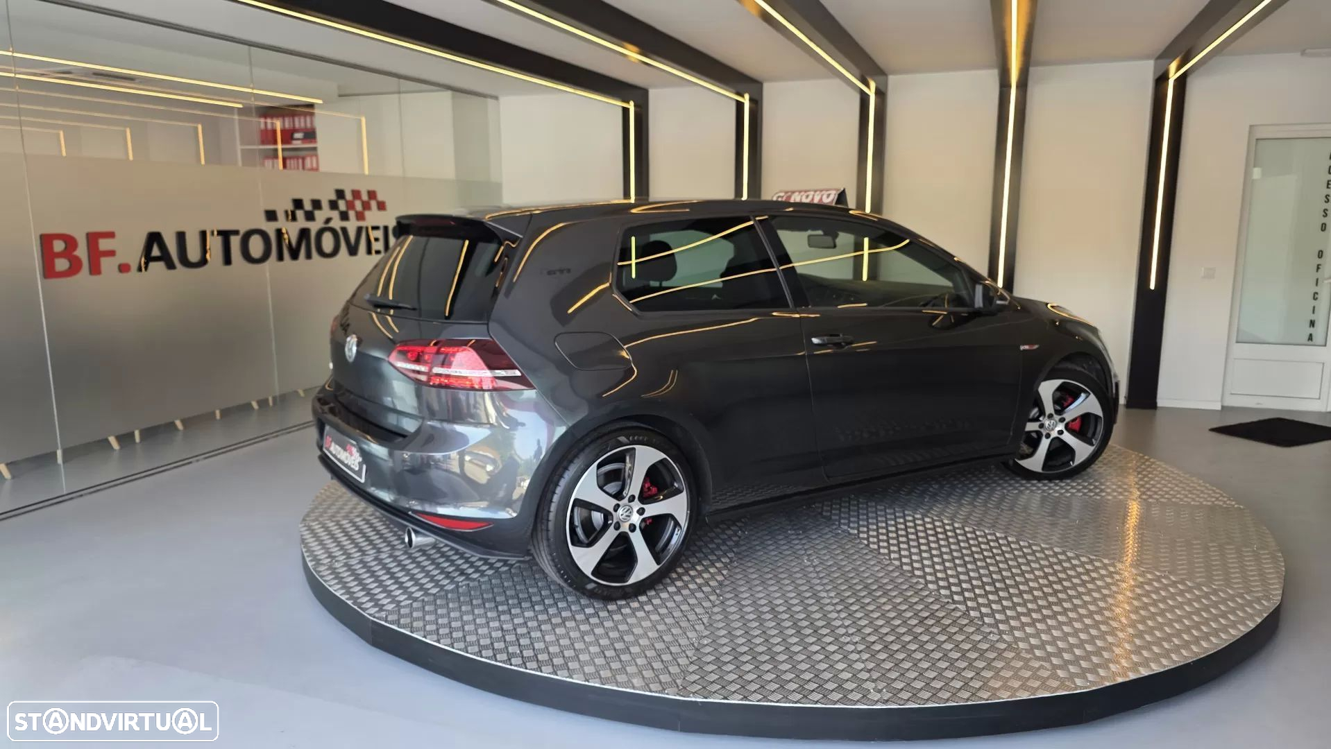VW Golf 2.0 TSi GTi - 4