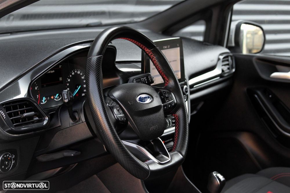 Ford Fiesta 1.0 EcoBoost ST-Line - 10
