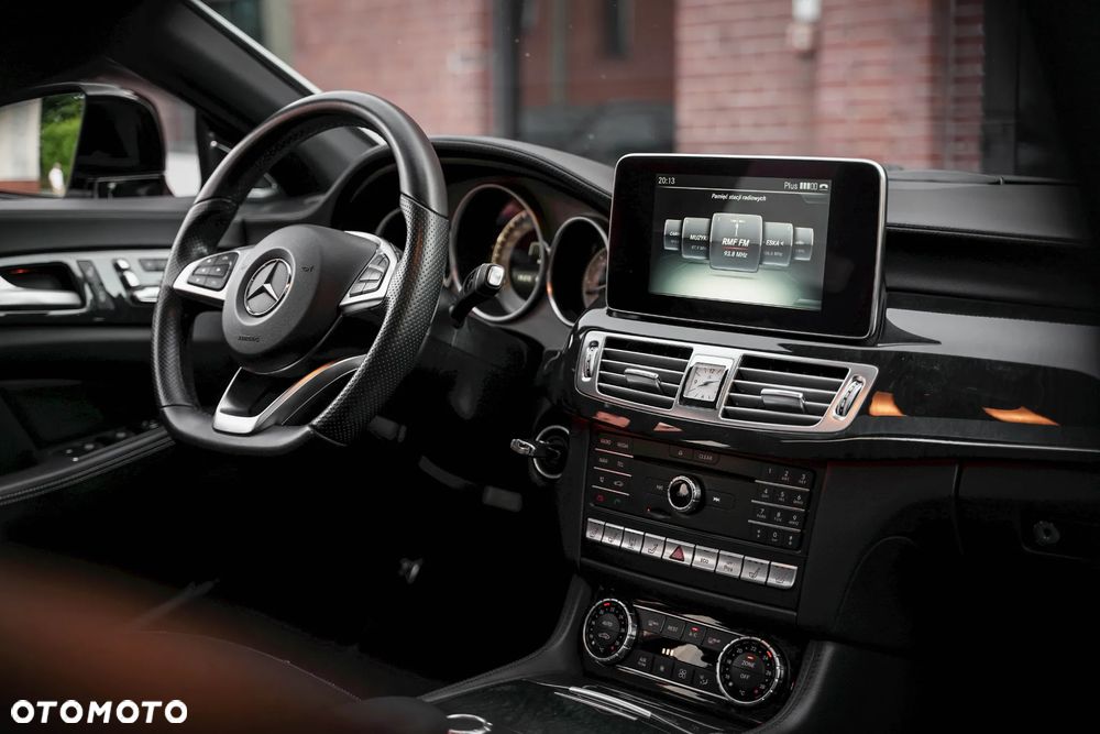 Mercedes-Benz CLS 350 BlueTEC 4-Matic - 17